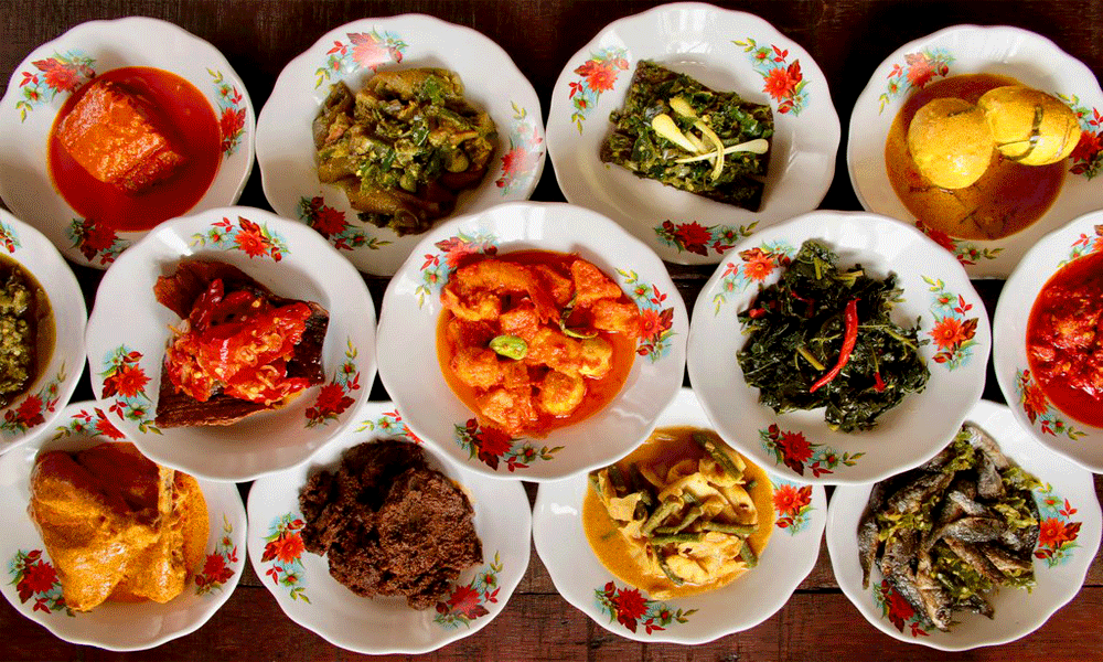 10 Rekomendasi Wisata Kuliner Padang Menggugah Selera