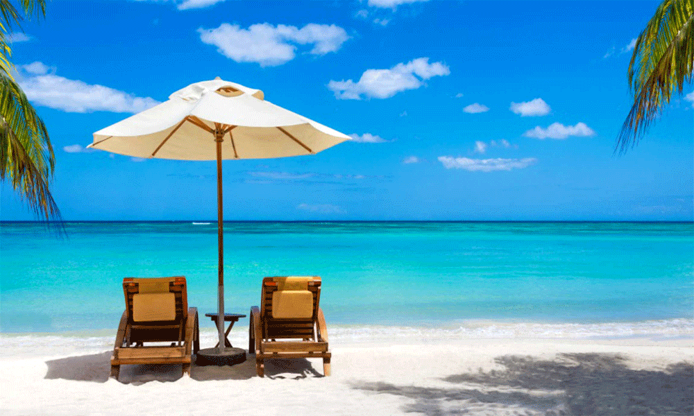 8 Pilihan Wisata Pantai di Padang dengan Pesona Alam Terbaik